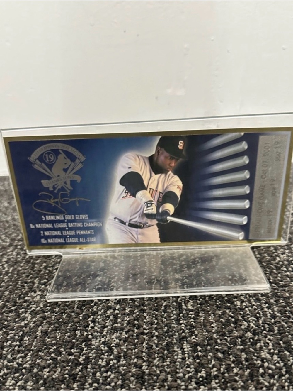 TONY GWYNN COMMEMORATIVE
TICKET: PHOTO FROM FINAL CAREER GAME 10/7/ 2001 W/STAND